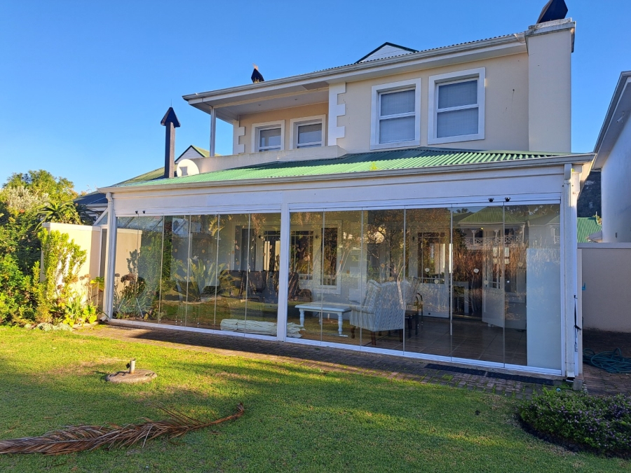 3 Bedroom Property for Sale in River Club Western Cape